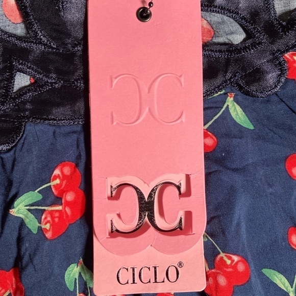 Ciclo Collective Italian Dress Luxury Statement Cherry print Kaftan Dress NWT - Picture 6 of 8